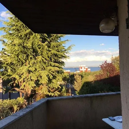 Apartamento Un Nido Sul Di Garda