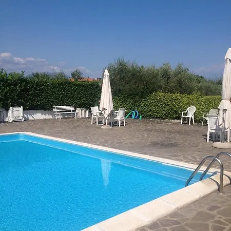 Apartamento Un Nido Sul Lago Di Garda